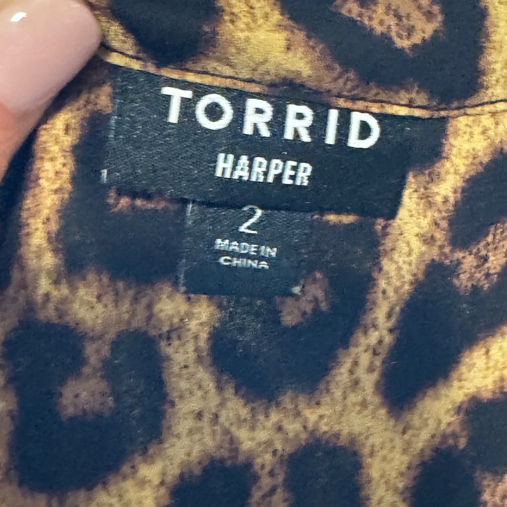 Blouse Torrid size 2 leopard animal print three quarter sleeve plus size 2XL - Picture 13 of 13